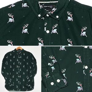 DENIM & FLOWER I Men’s holiday print shirt